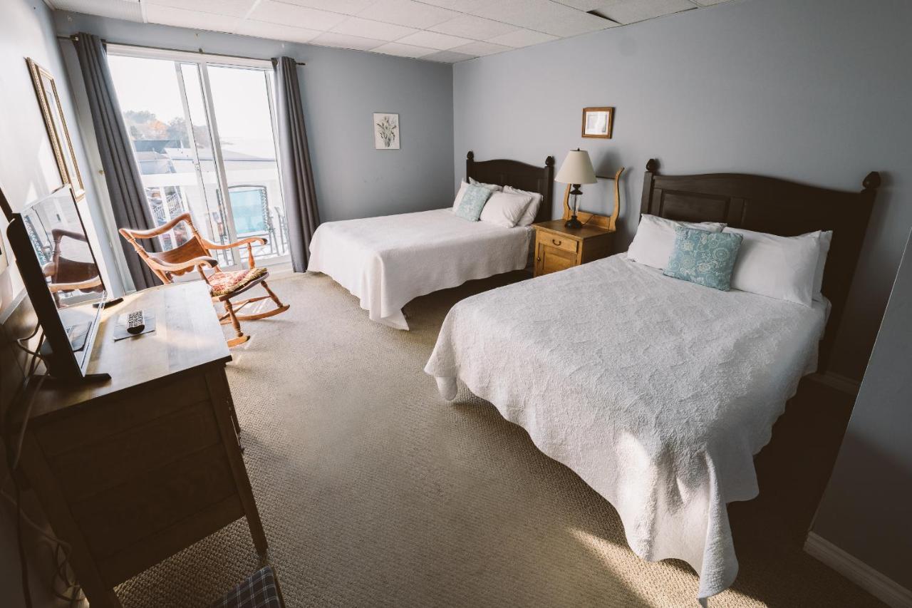 Auberge Sur Mer Notre-Dame-du-Portage 외부 사진