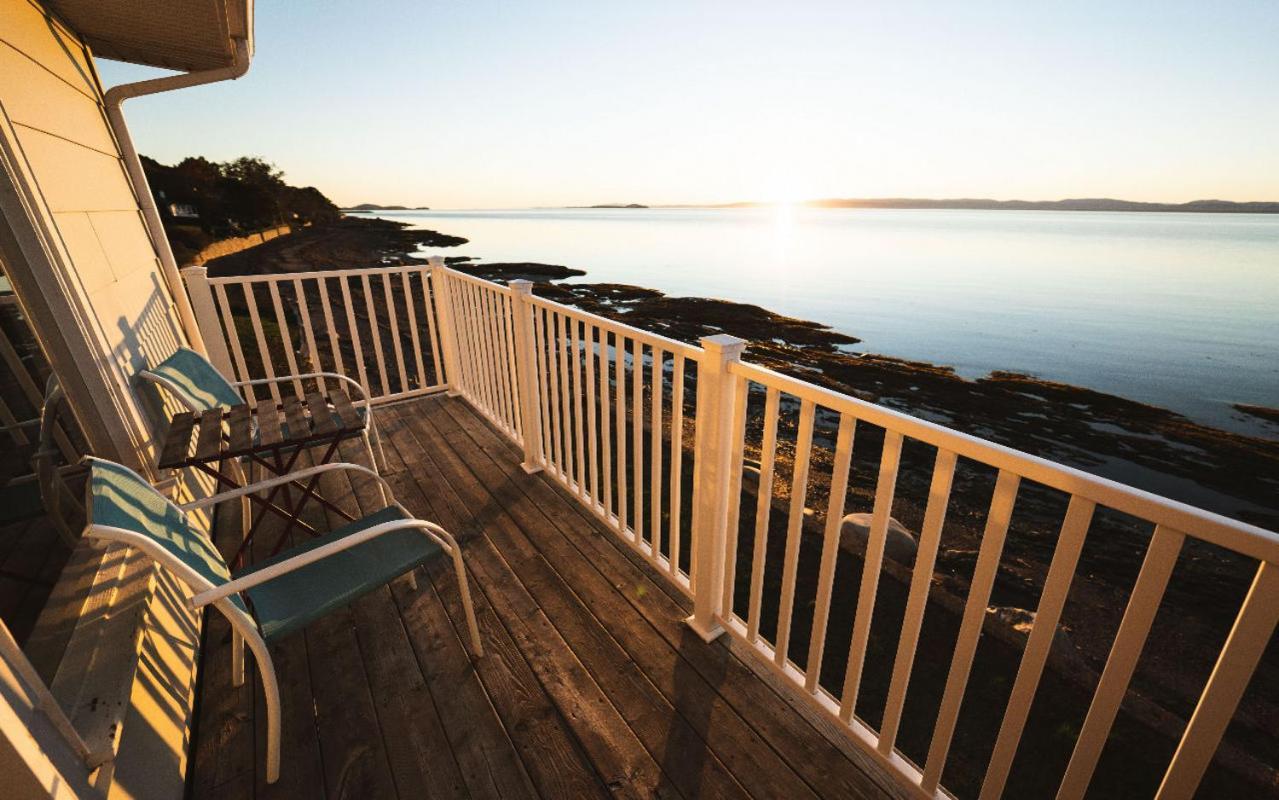 Auberge Sur Mer Notre-Dame-du-Portage 외부 사진
